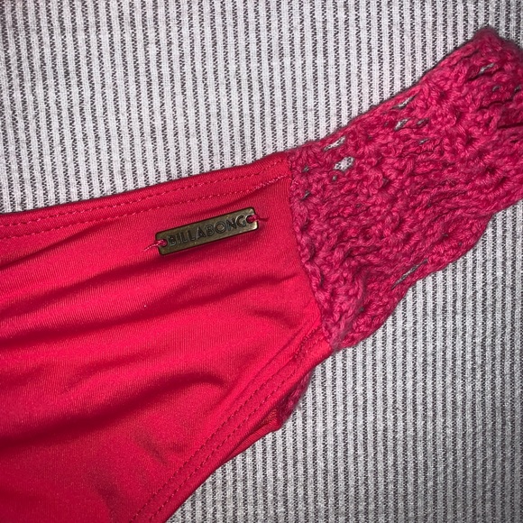 Billabong Red Cinched Bikini Set - Picture 5 of 9